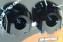 Кронштейны-переходники для рулей с d-22,2 мм на d-28,6 мм (Высота-20 мм)  SM-PARTS черные