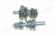 Коробка передач 152FMH  153FMI   d-12  полуавтомат  / WW0340