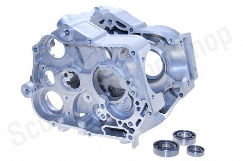 Картеры  YX150 левый + правый комплект фото фотография изображение картинка