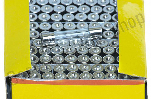 Предохранитель стеклянный  мото 7А фото фотография изображение картинка