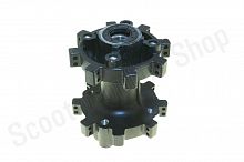 Ступица передняя TTR250  d-15 32 спицы